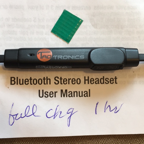 Bluetooth Magnetic Headset TaoTronics BH07 - Picture 3 of 10